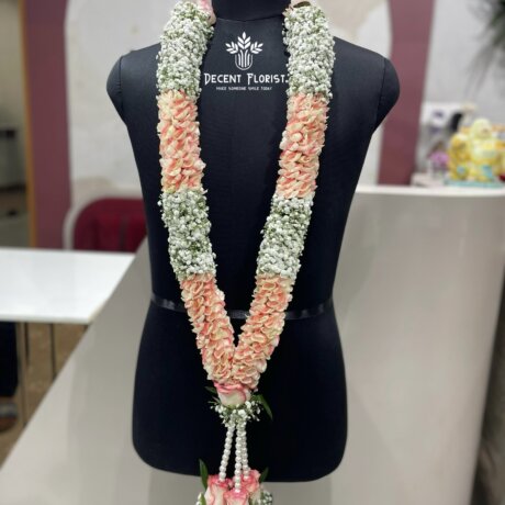 Double shade rose petals and Gipso Wedding Garland
